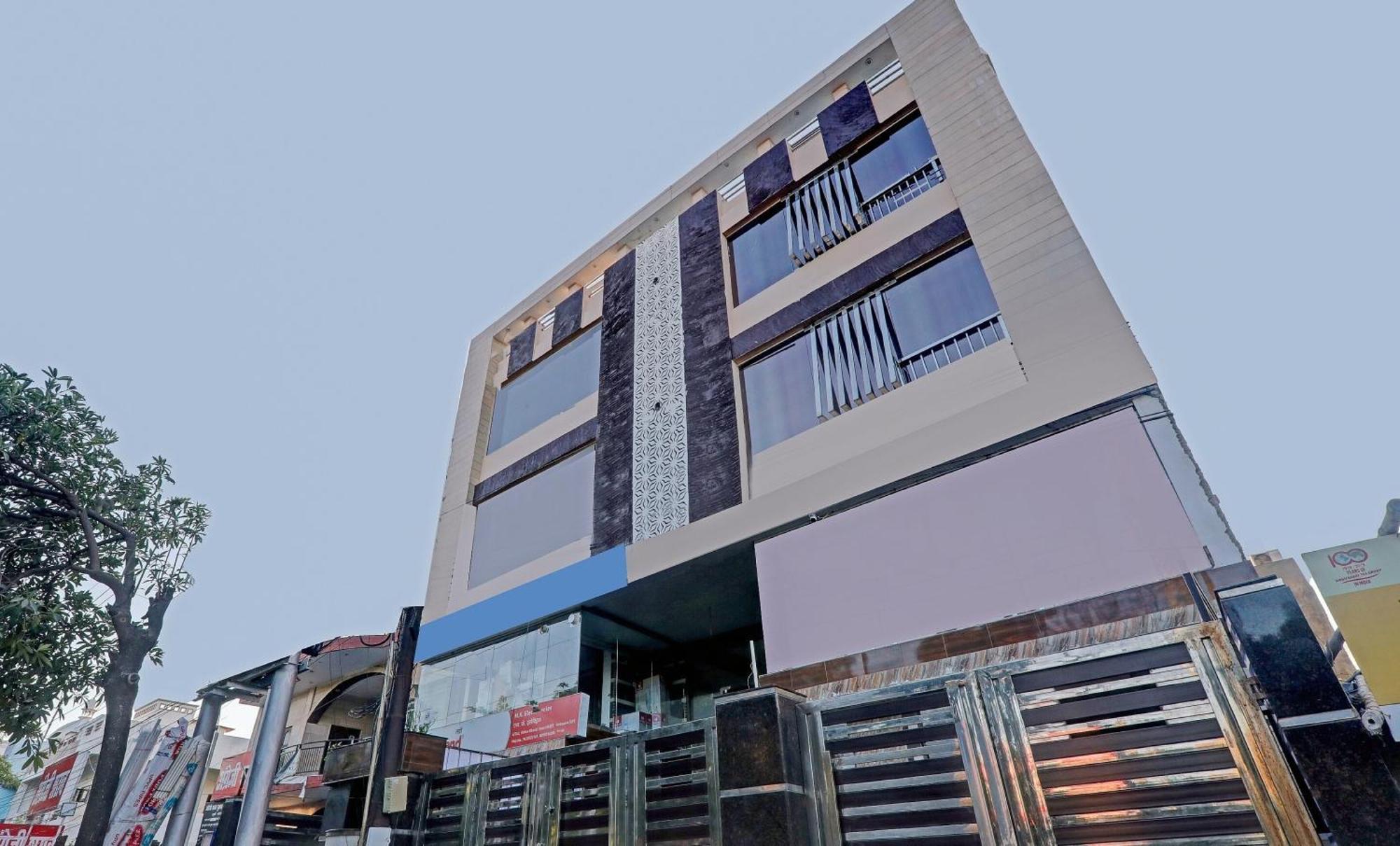 Super Townhouse Riddhi Residency Hotel Lucknow Exterior photo
