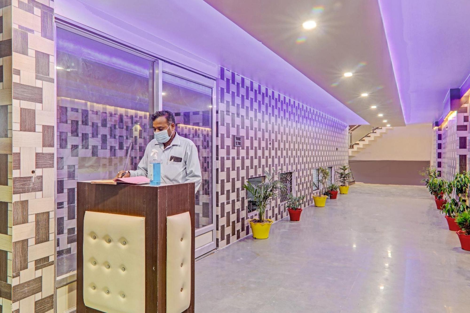 Super Townhouse Riddhi Residency Hotel Lucknow Exterior photo