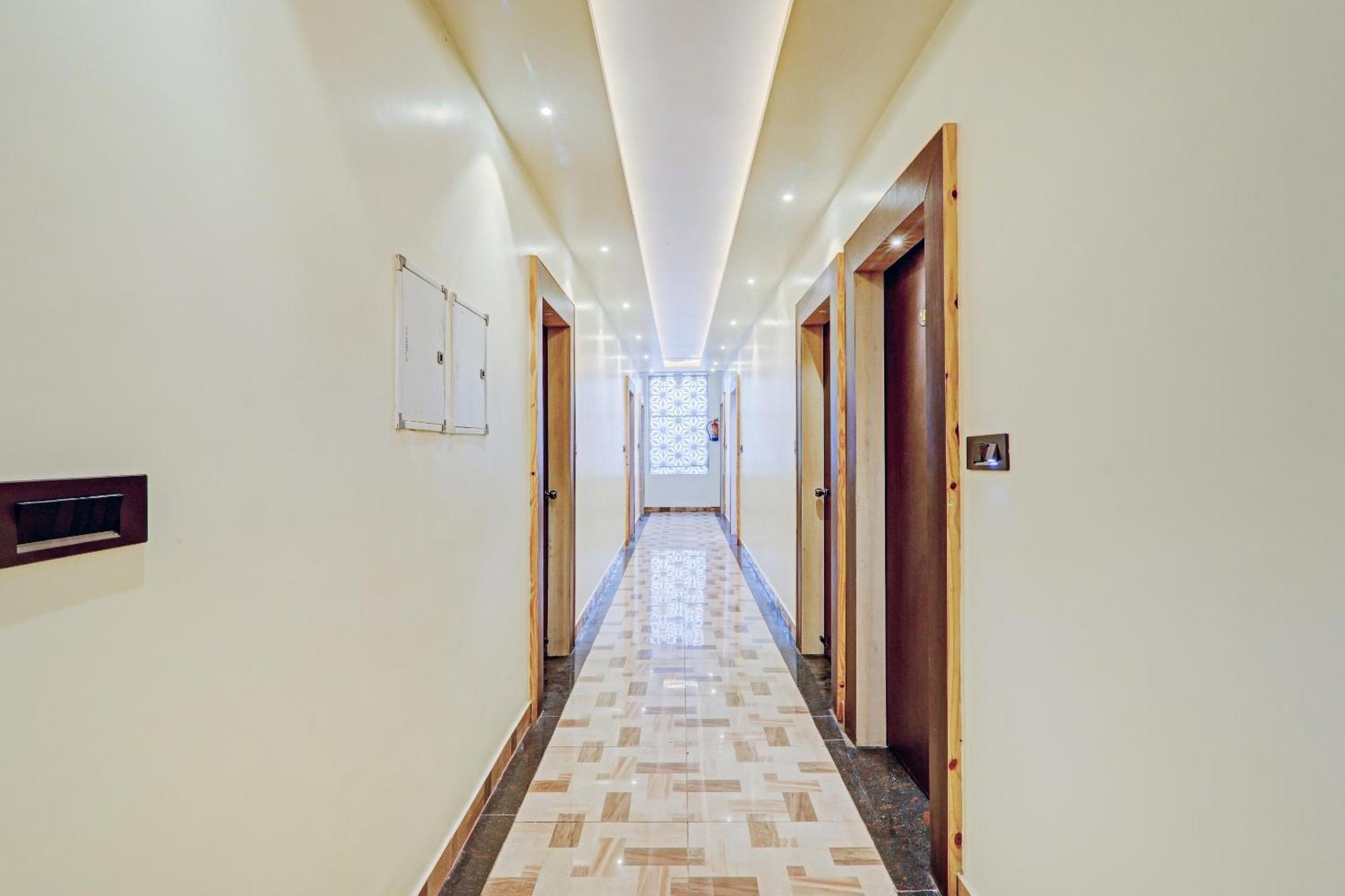 Super Townhouse Riddhi Residency Hotel Lucknow Exterior photo
